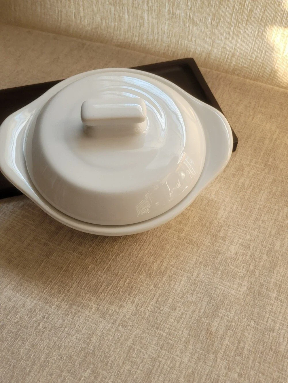 Pampered Chef Cream Ceramic Covered Casserole Dish. 3 Cup Brie Cooker